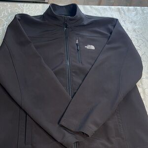 North face Men’s Black Shell Jacket XXL runs smaller